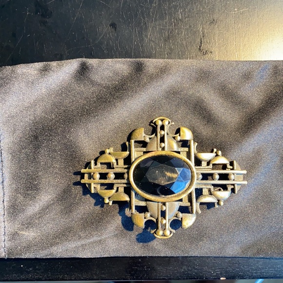 Ladies Pin - Picture 3 of 5